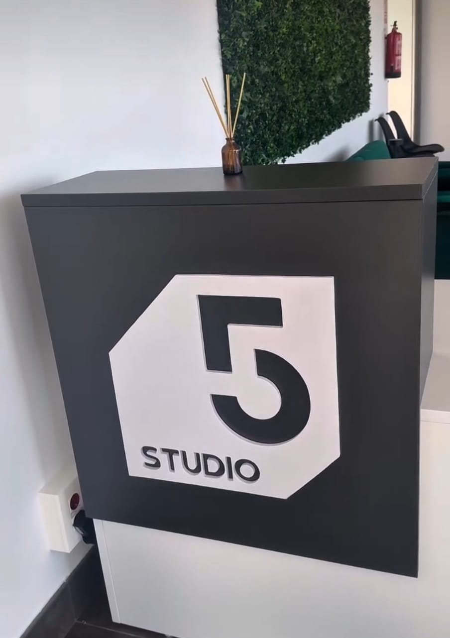 7